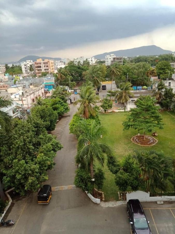 Hotel Vijaya Residency Anakapalle Luaran gambar