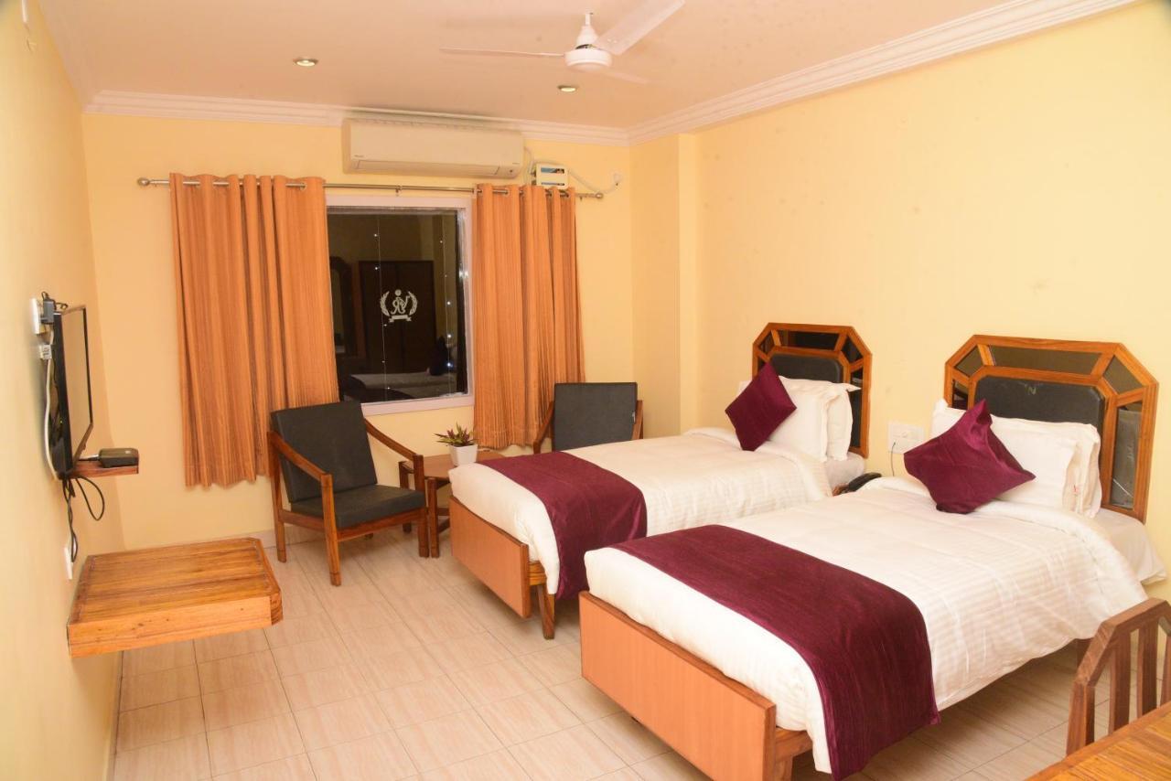 Hotel Vijaya Residency Anakapalle Luaran gambar