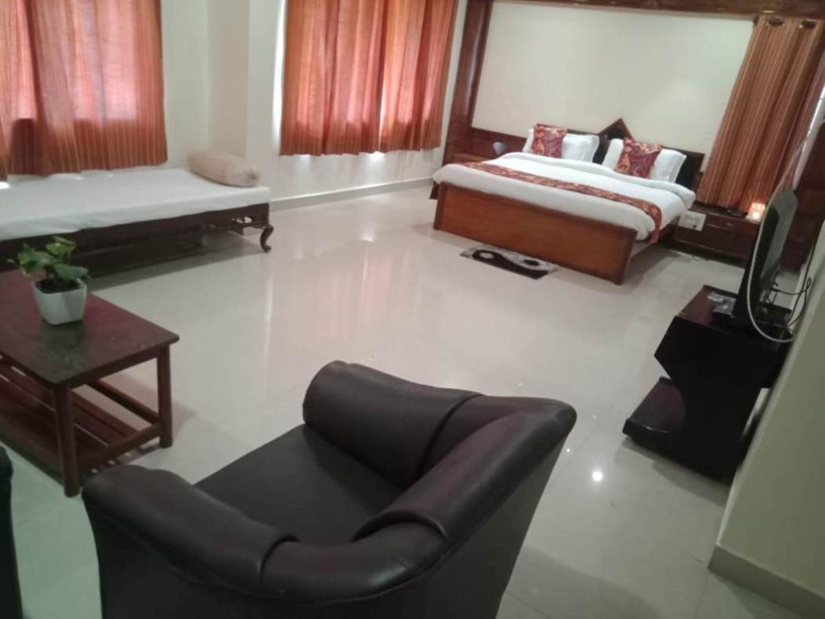 Hotel Vijaya Residency Anakapalle Luaran gambar